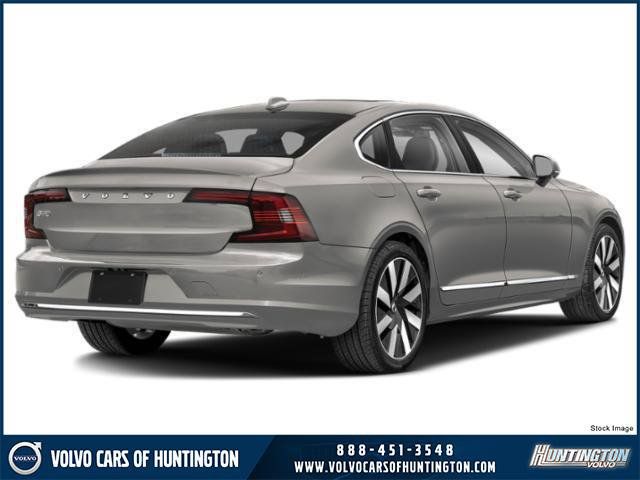 2025 Volvo S90 Plug-In Hybrid Ultra