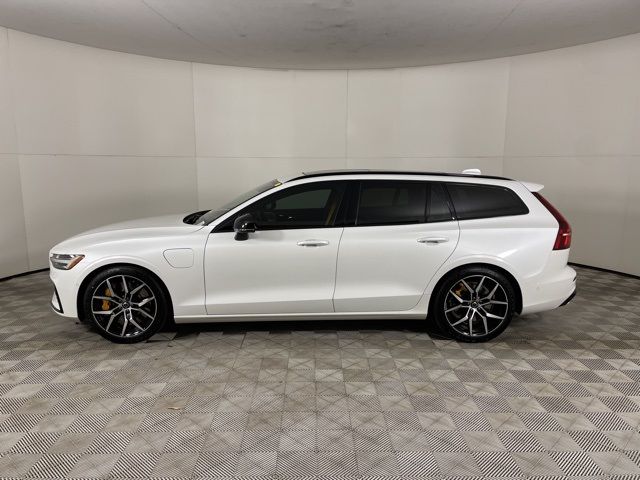 2025 Volvo V60 Plug-In Hybrid Polestar Engineered