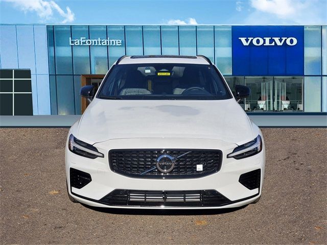 2025 Volvo V60 Plug-In Hybrid Polestar Engineered