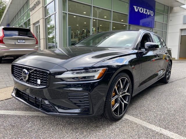 2025 Volvo V60 Plug-In Hybrid Polestar Engineered