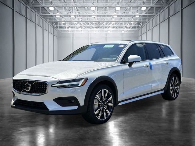 2025 Volvo V60 Cross Country Ultra