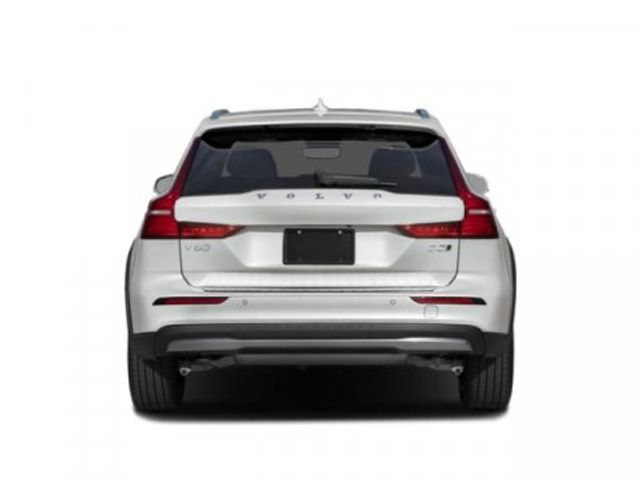 2025 Volvo V60 Cross Country Plus
