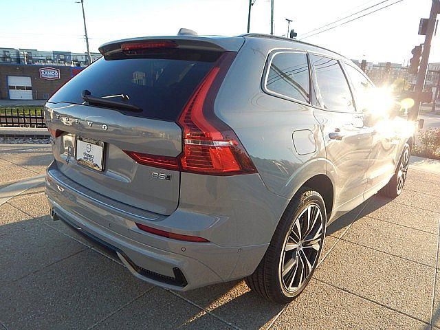 2025 Volvo V60 Cross Country Plus