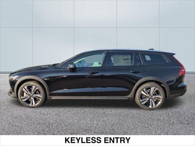 2025 Volvo V60 Cross Country Plus