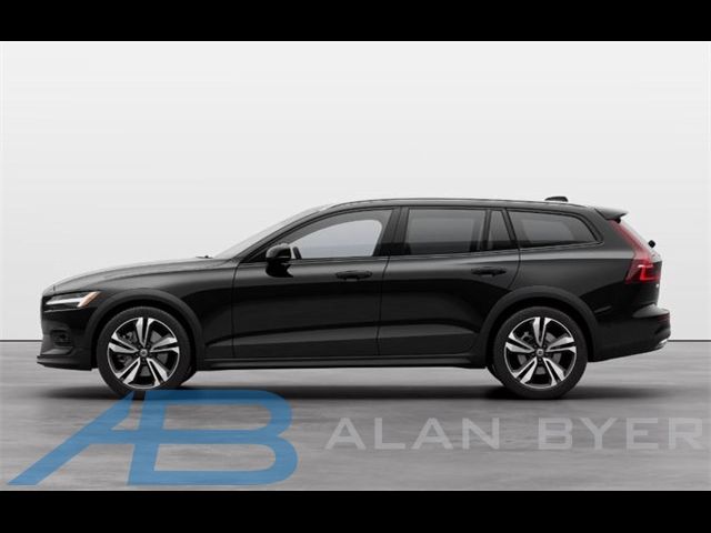 2025 Volvo V60 Cross Country Plus