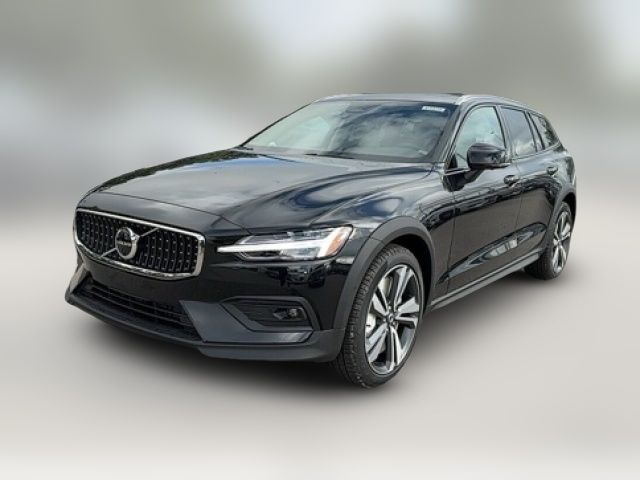 2025 Volvo V60 Cross Country Plus