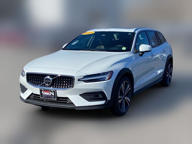 2025 Volvo V60 Cross Country Plus
