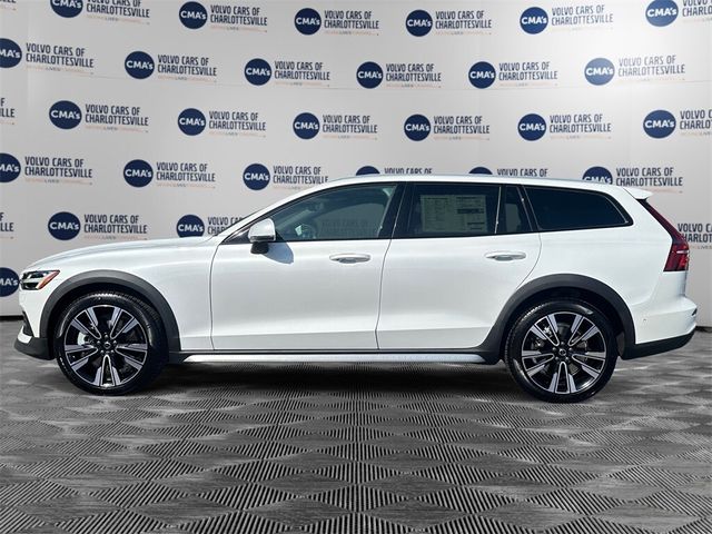 2025 Volvo V60 Cross Country Ultra