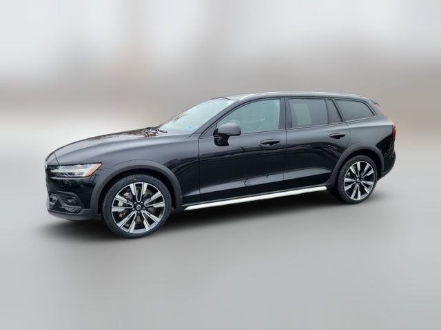 2025 Volvo V60 Cross Country Ultra