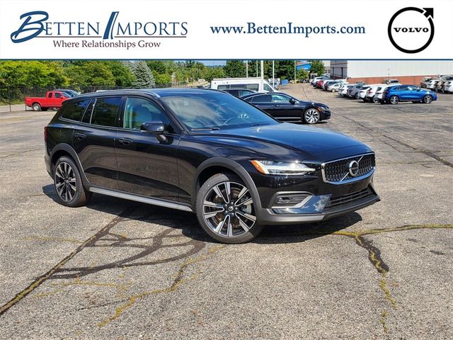 2025 Volvo V60 Cross Country Ultra