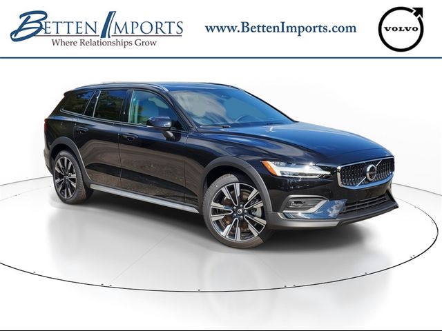 2025 Volvo V60 Cross Country Ultra