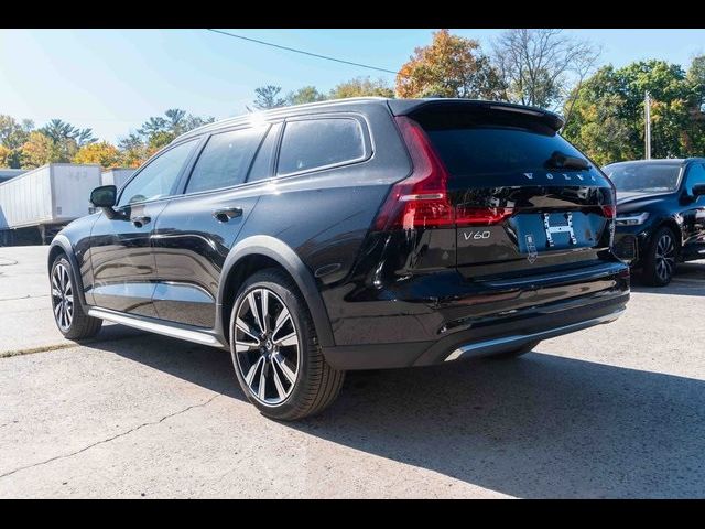 2025 Volvo V60 Cross Country Ultra