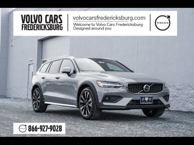 2025 Volvo V60 Cross Country Ultra