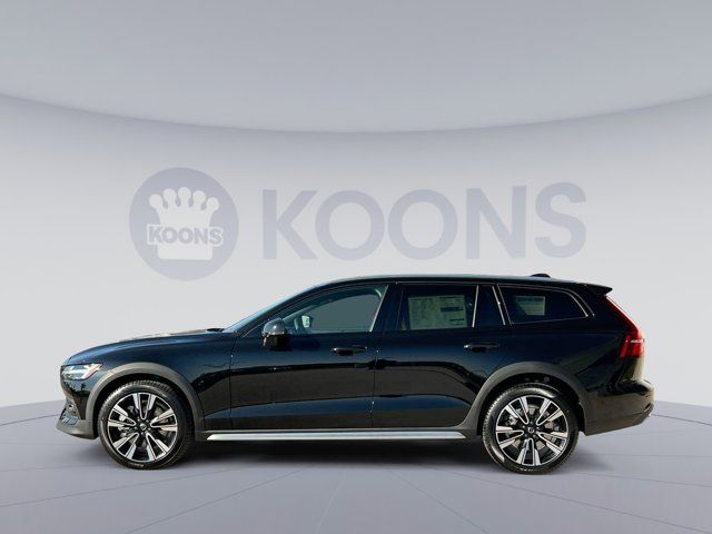 2025 Volvo V60 Cross Country Ultra