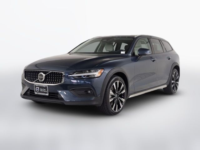 2025 Volvo V60 Cross Country Ultra