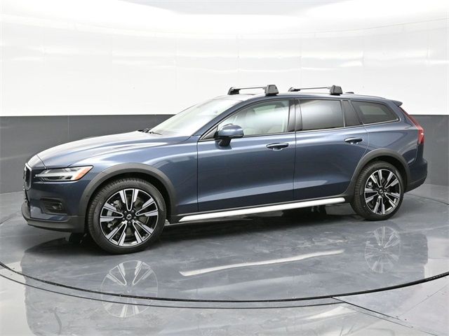 2025 Volvo V60 Cross Country Ultra