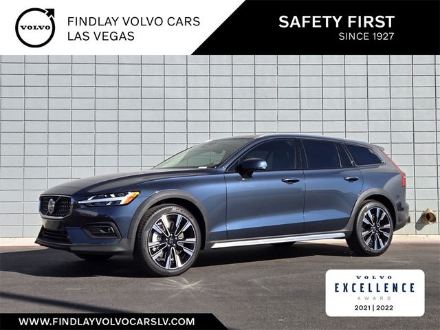 2025 Volvo V60 Cross Country Ultra