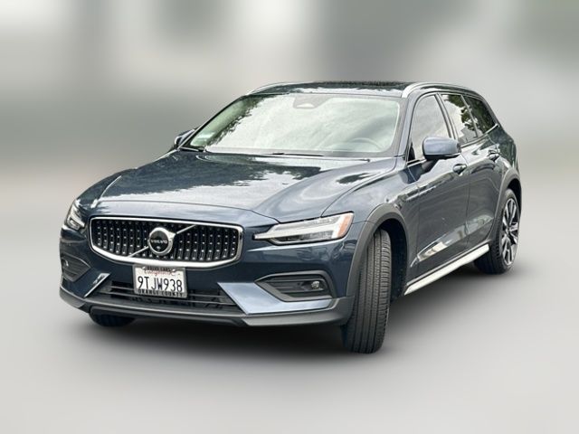 2025 Volvo V60 Cross Country Ultra