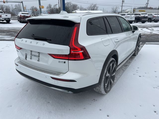 2025 Volvo V60 Cross Country Ultra