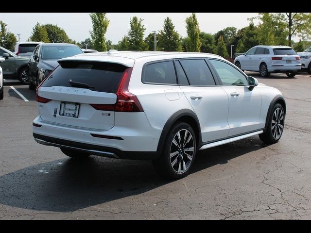 2025 Volvo V60 Cross Country Ultra