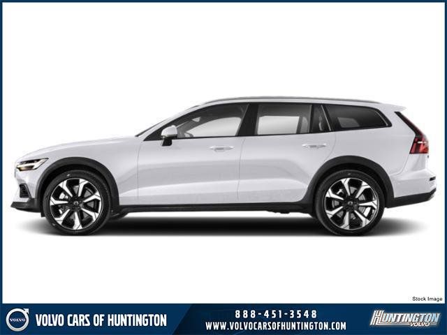 2025 Volvo V60 Cross Country Plus