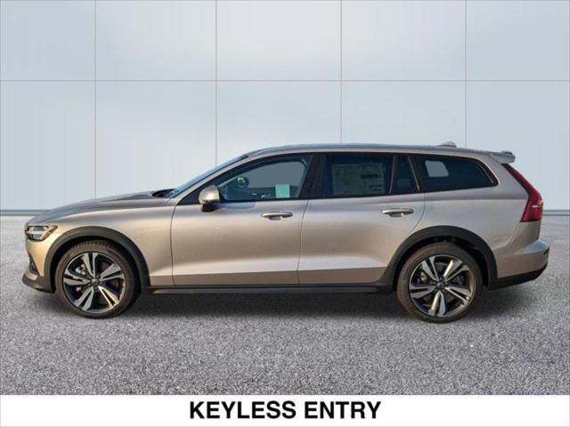 2025 Volvo V60 Cross Country Plus