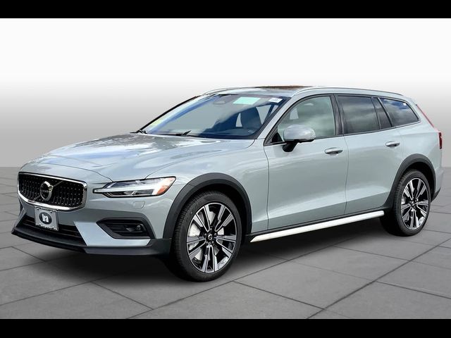 2025 Volvo V60 Cross Country Ultra