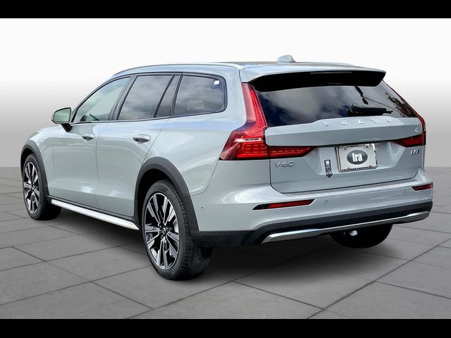 2025 Volvo V60 Cross Country Ultra