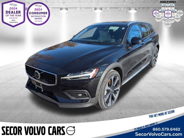 2025 Volvo V60 Cross Country Ultra