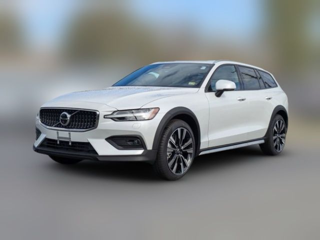 2025 Volvo V60 Cross Country Ultra