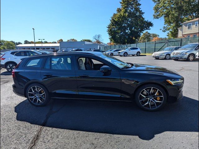 2025 Volvo V60 Plug-In Hybrid Polestar Engineered