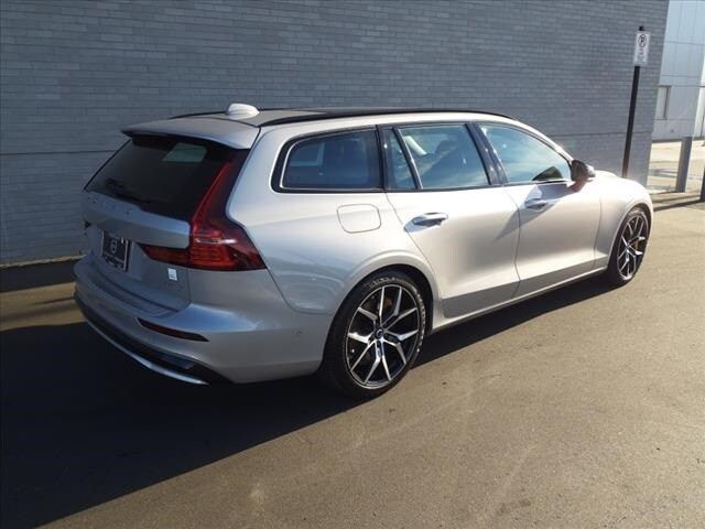 2025 Volvo V60 Plug-In Hybrid Polestar Engineered