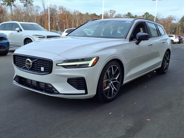 2025 Volvo V60 Plug-In Hybrid Polestar Engineered