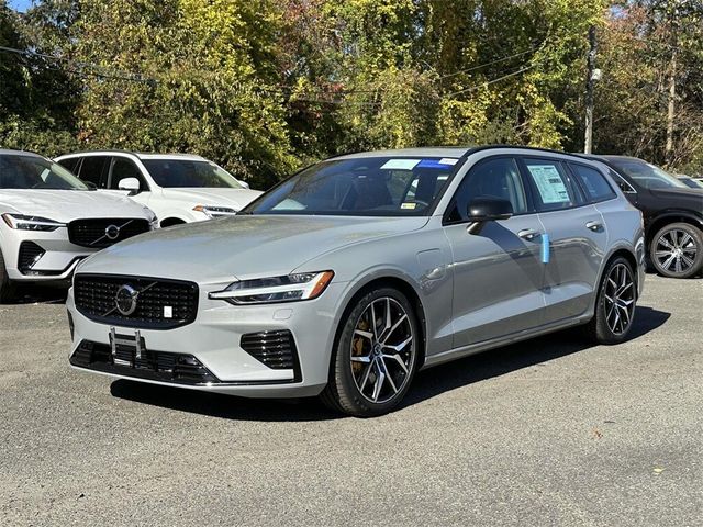 2025 Volvo V60 Plug-In Hybrid Polestar Engineered