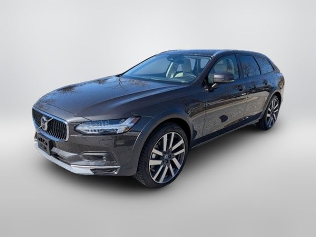 2025 Volvo V90 Cross Country Plus