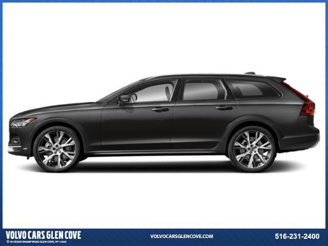 2025 Volvo V90 Cross Country Plus