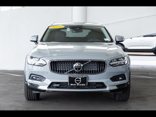2025 Volvo V90 Cross Country Ultra