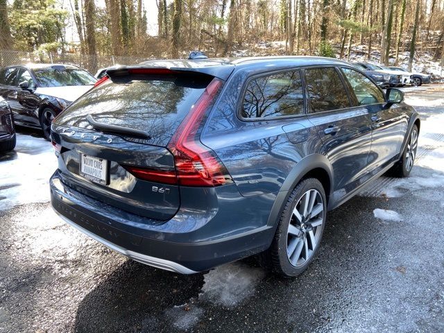 2025 Volvo V90 Cross Country Ultra