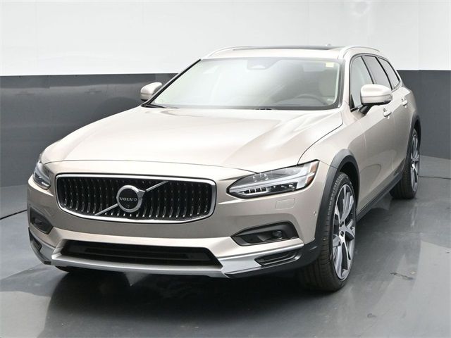 2025 Volvo V90 Cross Country Ultra