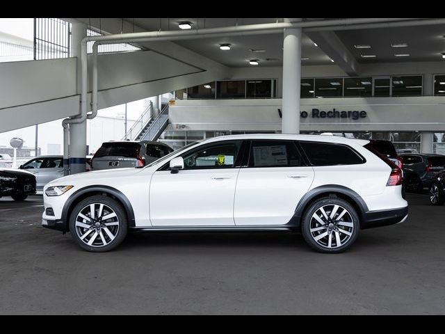 2025 Volvo V90 Cross Country Ultra