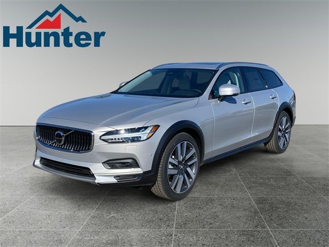 2025 Volvo V90 Cross Country Ultra