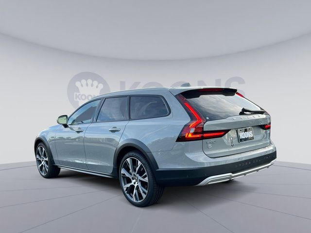 2025 Volvo V90 Cross Country Ultra