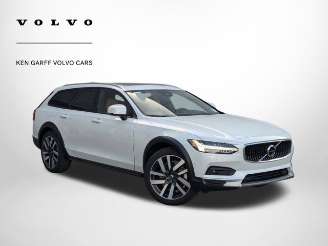 2025 Volvo V90 Cross Country Ultra