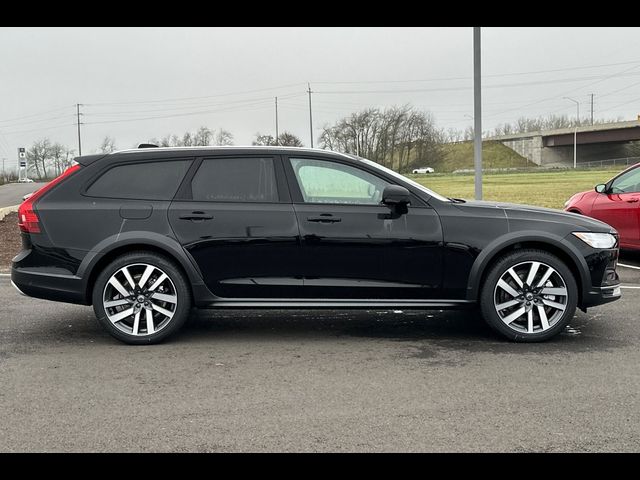 2025 Volvo V90 Cross Country Ultra