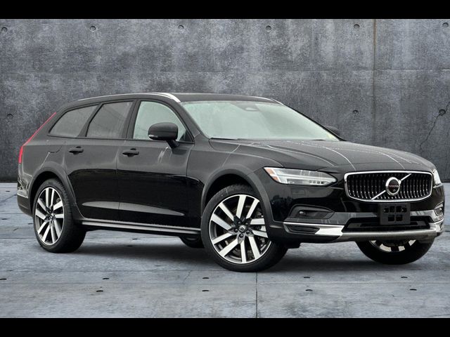 2025 Volvo V90 Cross Country Ultra