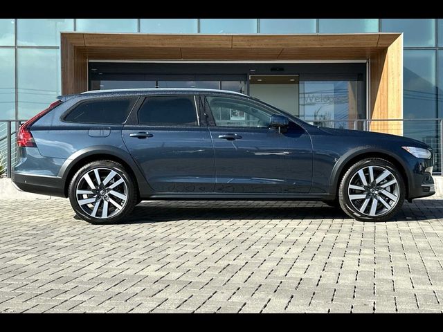 2025 Volvo V90 Cross Country Ultra