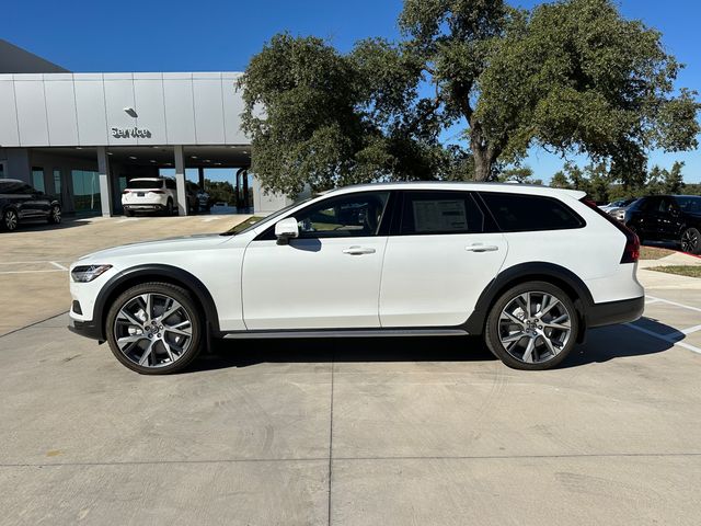 2025 Volvo V90 Cross Country Ultra