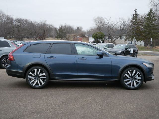 2025 Volvo V90 Cross Country Ultra