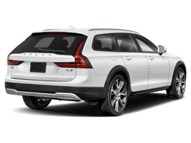 2025 Volvo V90 Cross Country Plus