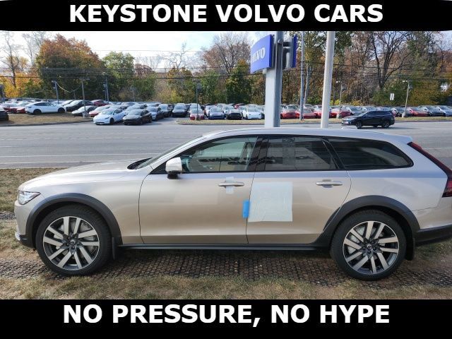 2025 Volvo V90 Cross Country Ultra